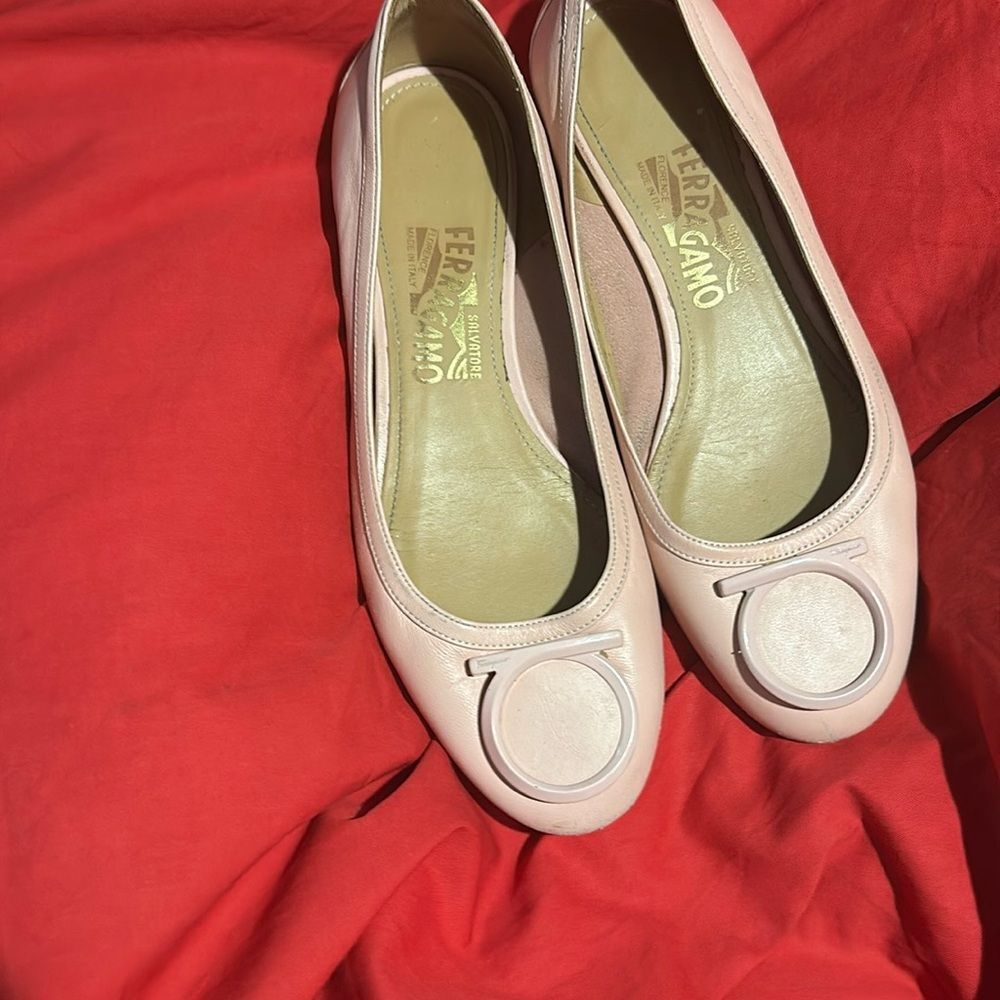 Salvatore Ferragamo Flats